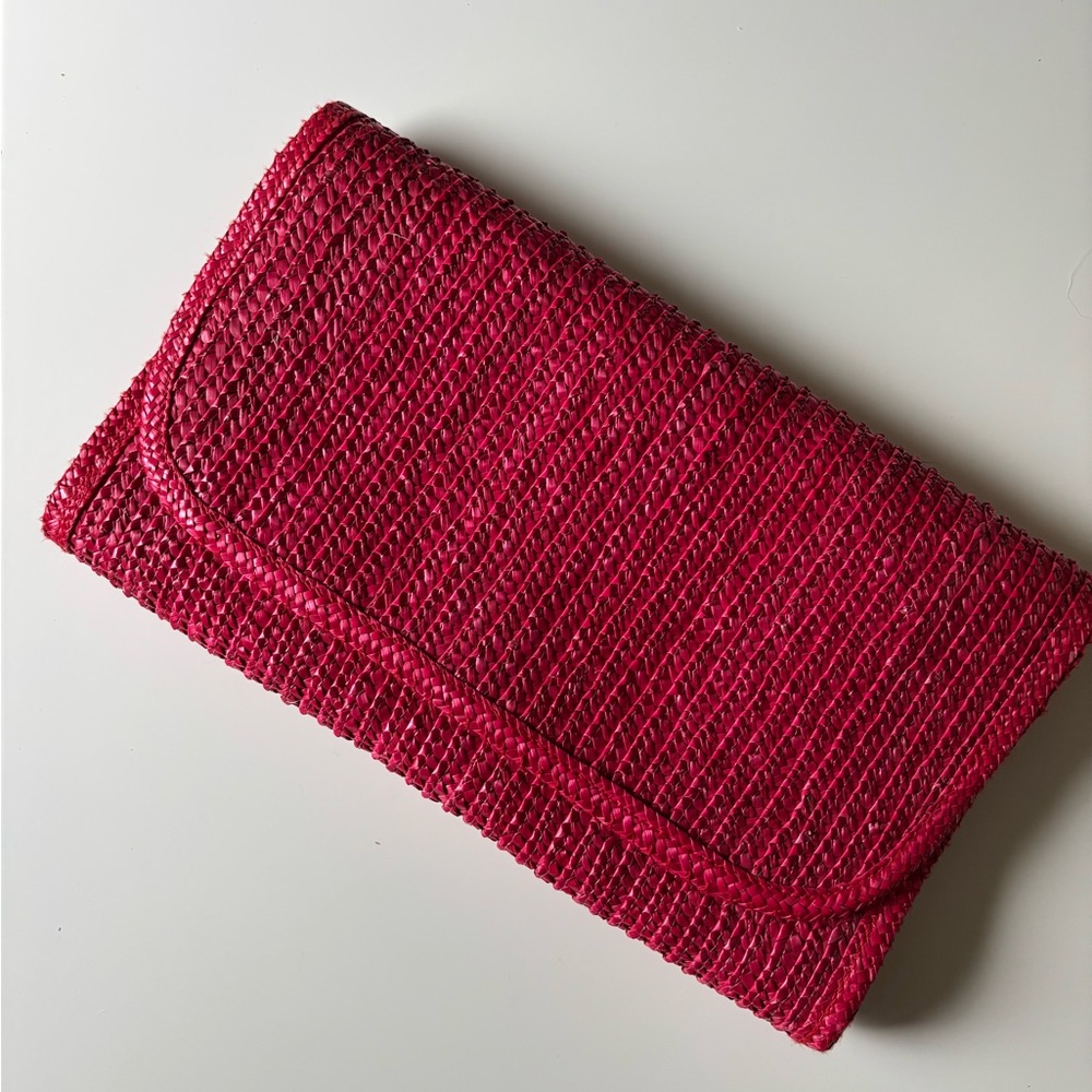 PERFECT CONDITION Vintage 60s 70s Woven Envelope Clutch Bag in Hot Pink Magenta